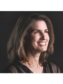 Lauren Bernofsky Headshot